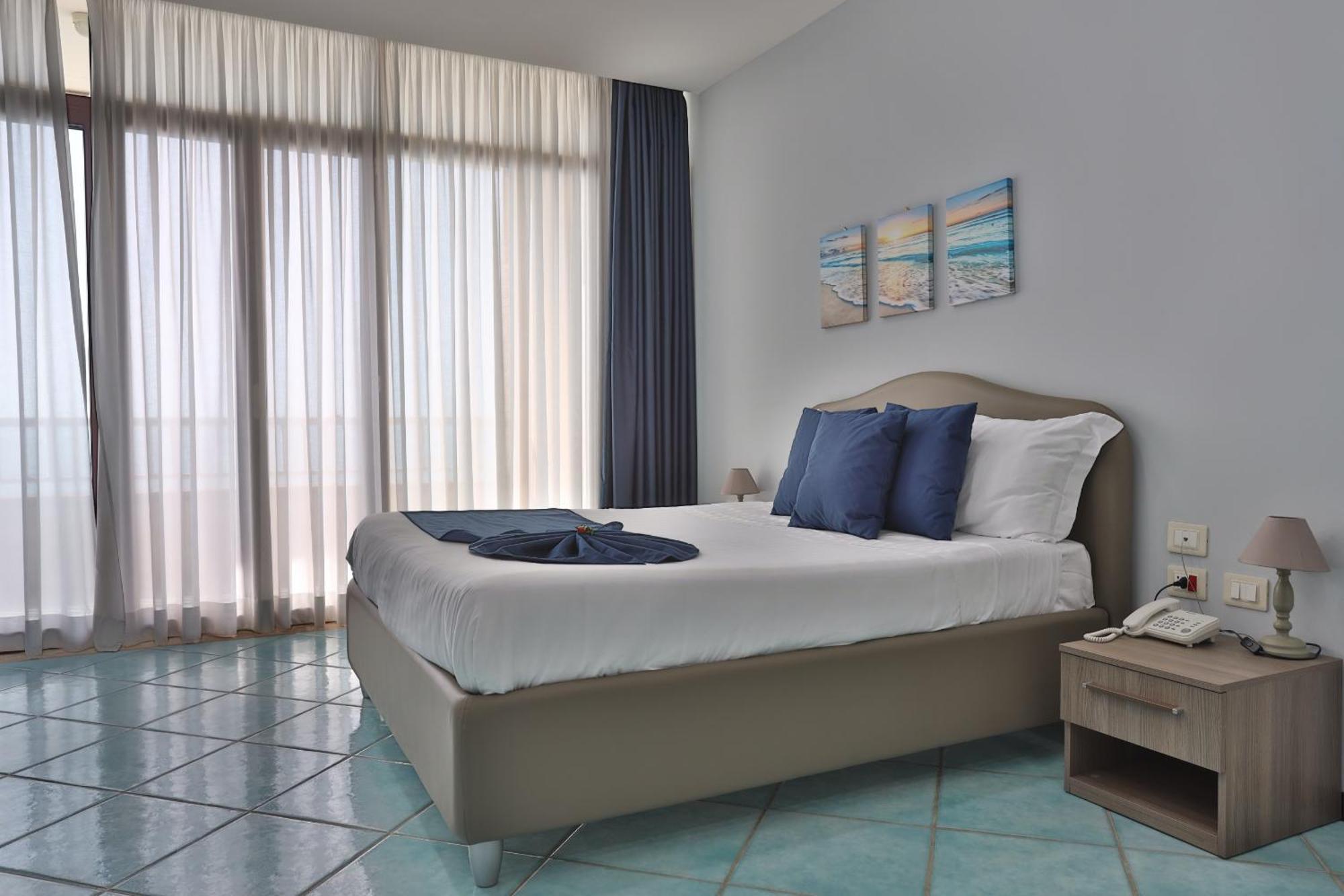 Hotel Centro Congressi Polo Nautico Salerno Eksteriør billede