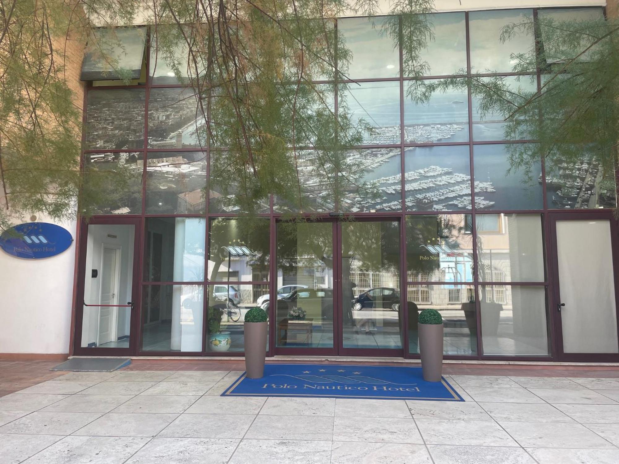 Hotel Centro Congressi Polo Nautico Salerno Eksteriør billede